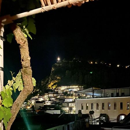 Flat In Berat'S Center Διαμέρισμα Εξωτερικό φωτογραφία